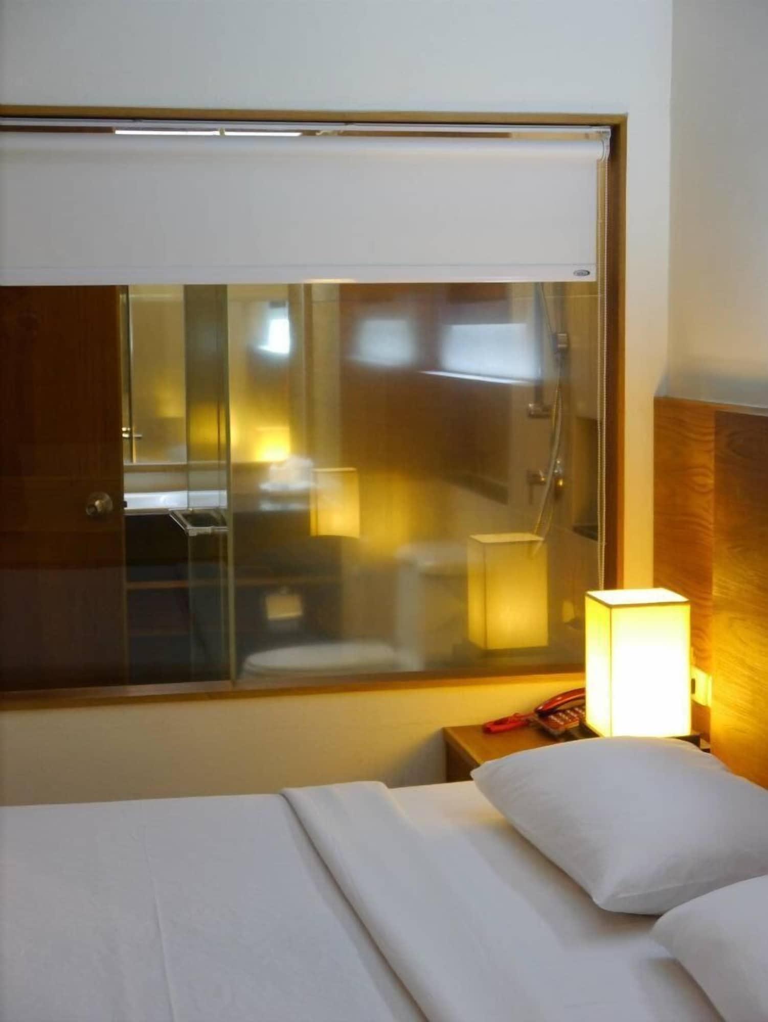 Baan Saikao Plaza Hotel & Service Apartment Koh Chang Exteriör bild