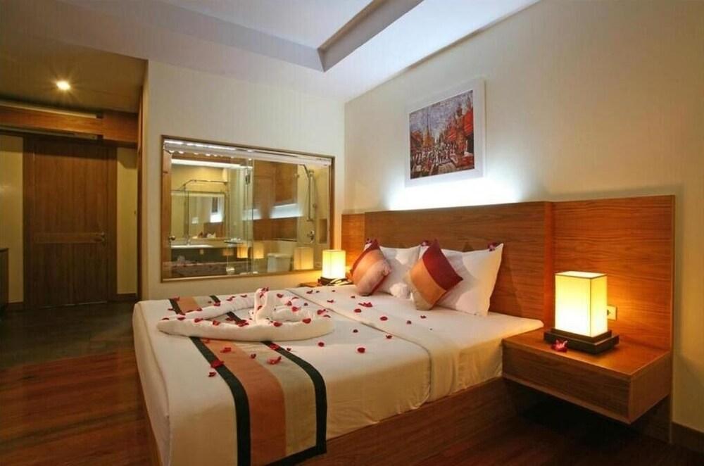 Baan Saikao Plaza Hotel & Service Apartment Koh Chang Exteriör bild
