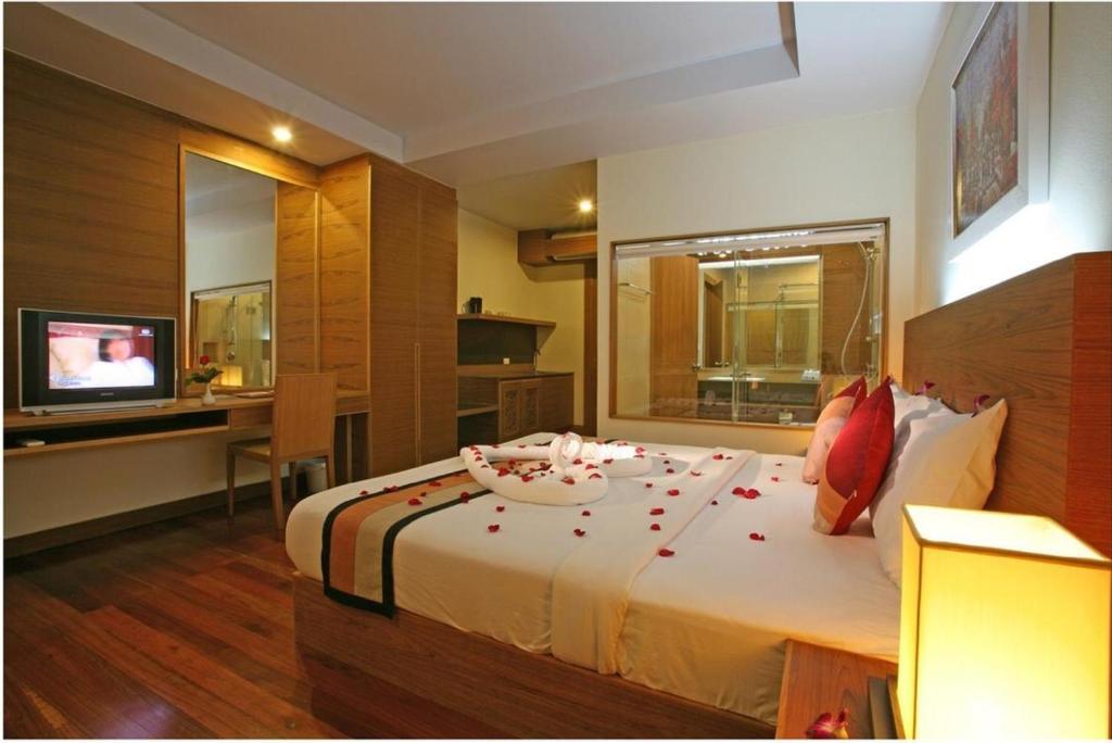 Baan Saikao Plaza Hotel & Service Apartment Koh Chang Rum bild